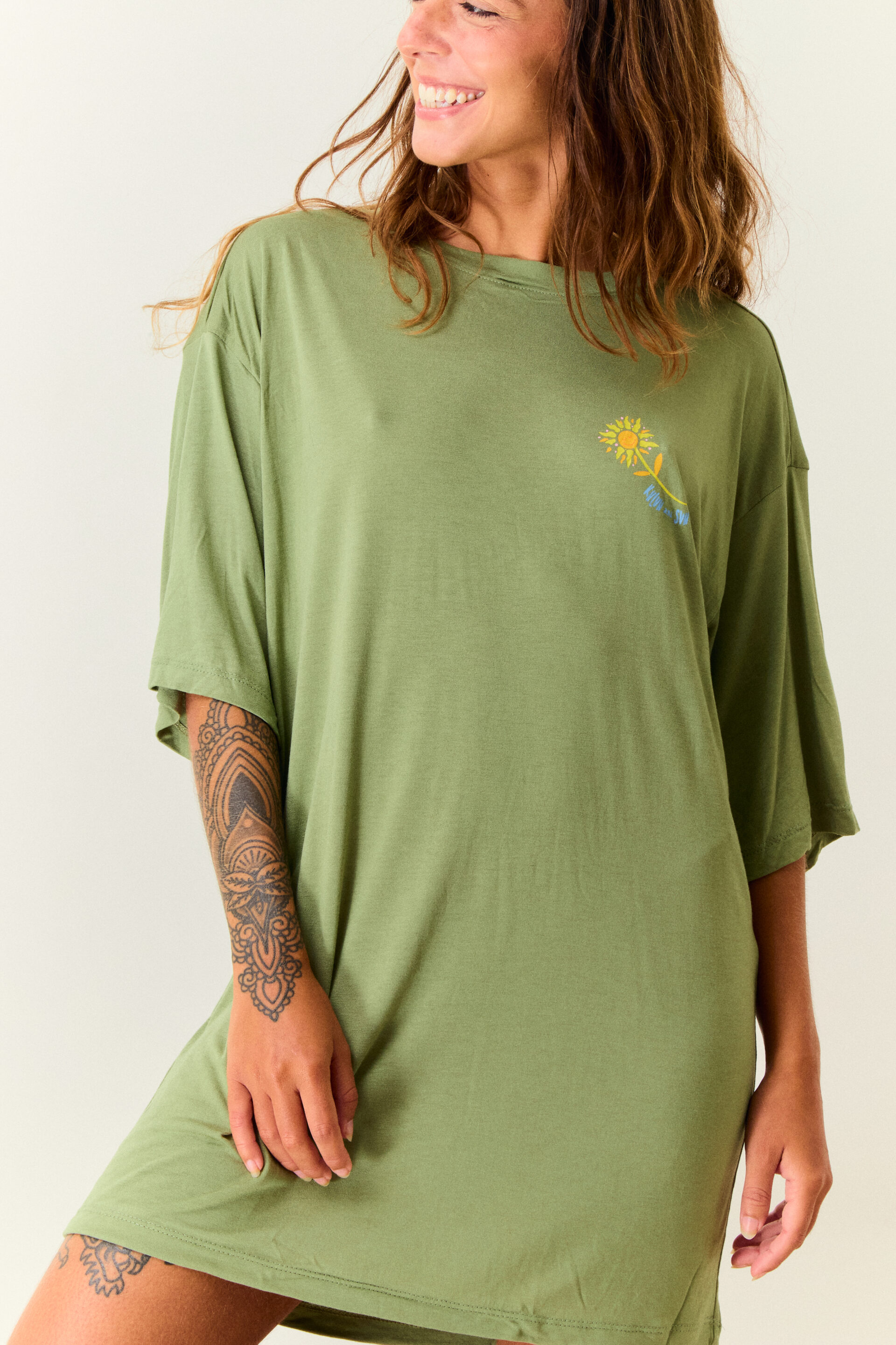 T SHIRT KHLUN AND SUN - Image 2