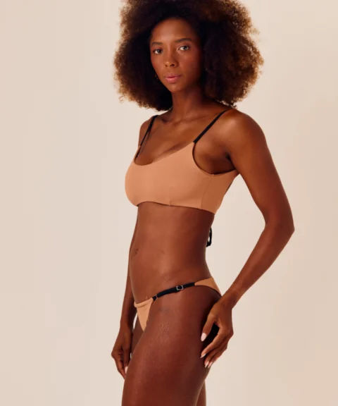 CALCINHA REGULAVEL LIGHT MACHIATTO COM PRETO